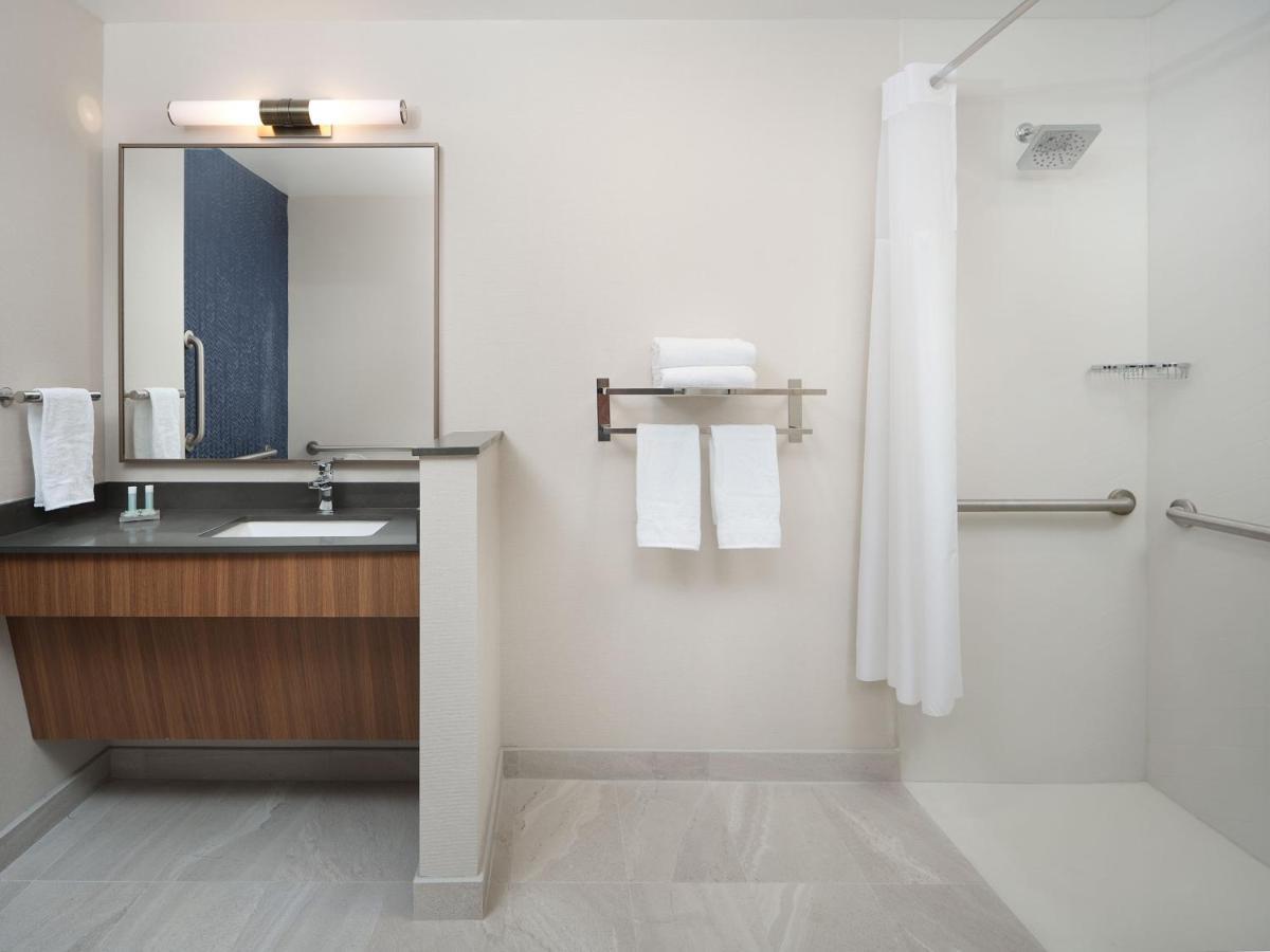 Fairfield Inn & Suites By Marriott Fort Lauderdale Northwest Tamarac Bagian luar foto