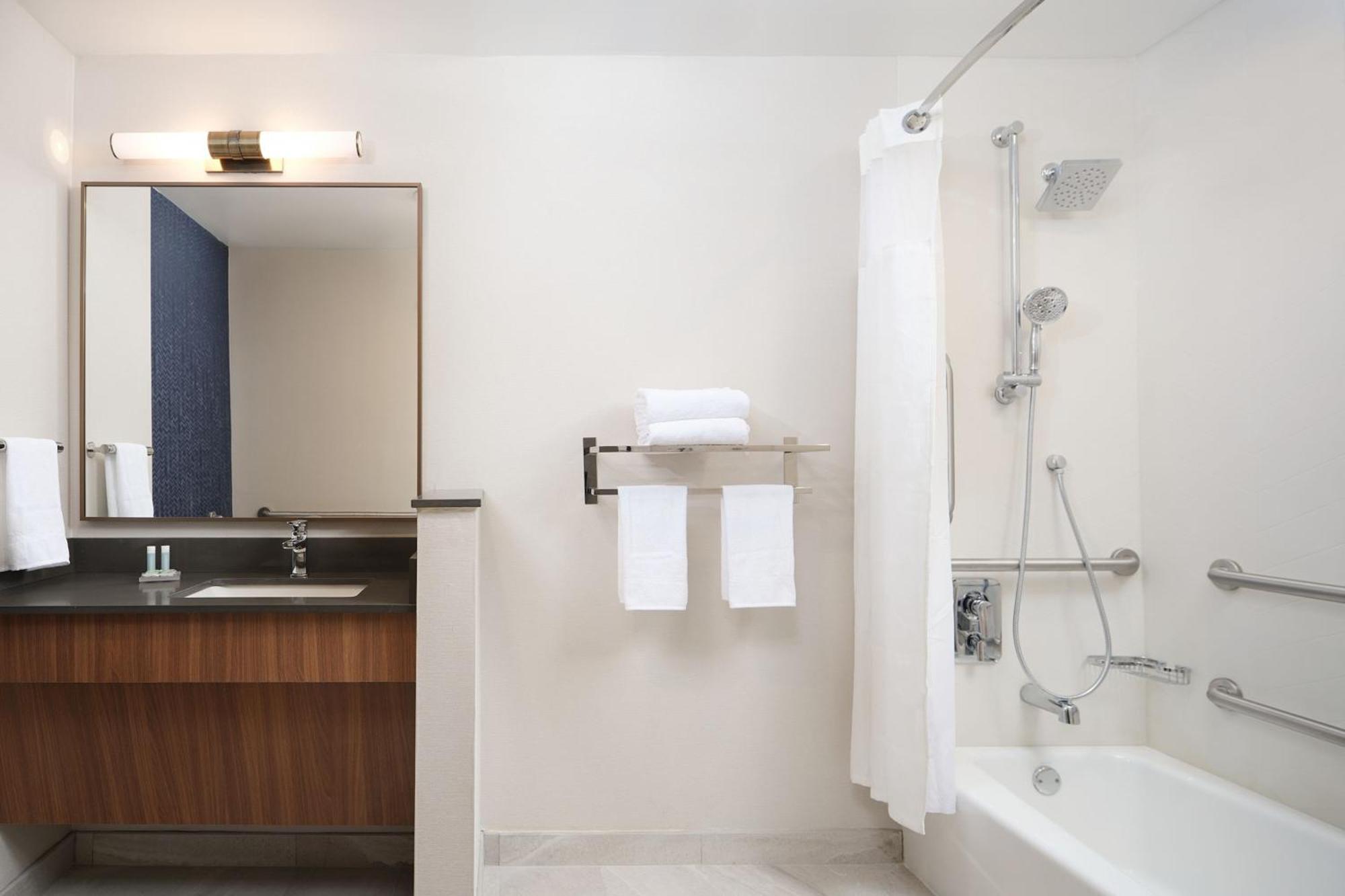 Fairfield Inn & Suites By Marriott Fort Lauderdale Northwest Tamarac Bagian luar foto
