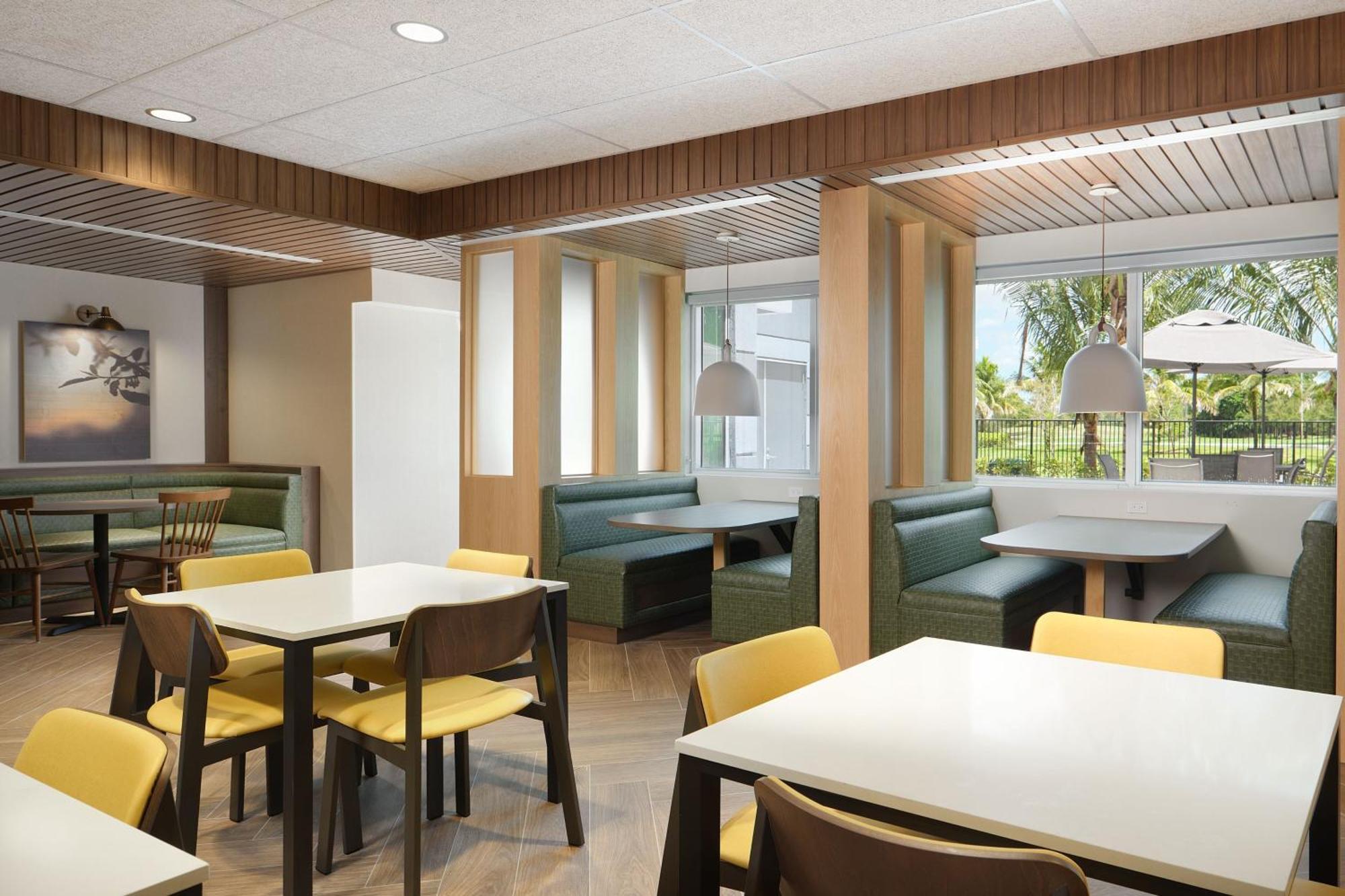 Fairfield Inn & Suites By Marriott Fort Lauderdale Northwest Tamarac Bagian luar foto